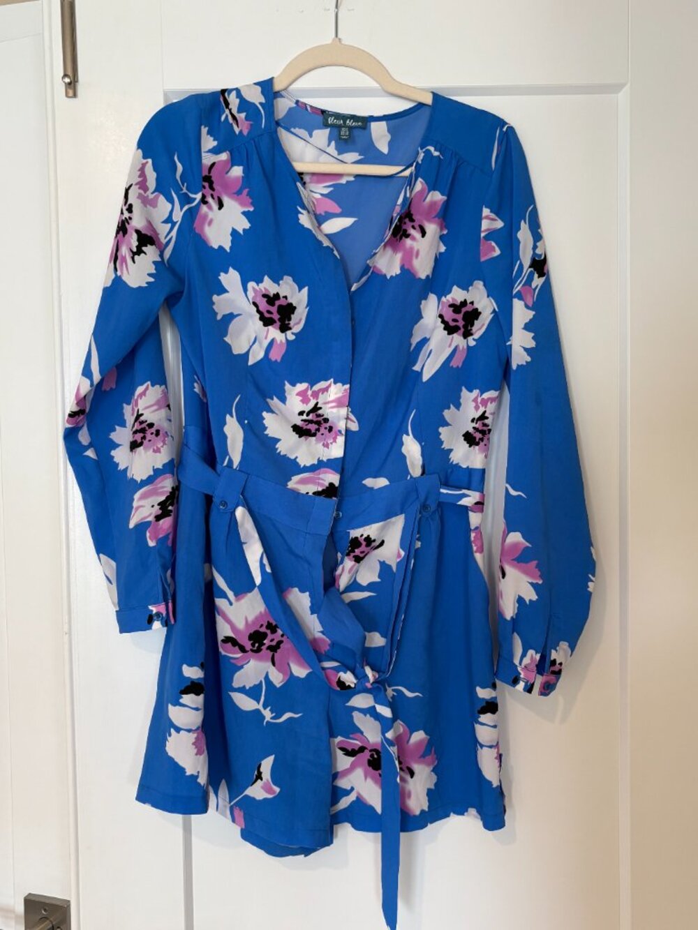 Fleur Bleue Blue Floral Long Sleeve Wrap Romper Size US 6